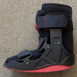 Xcel Trax walking boot